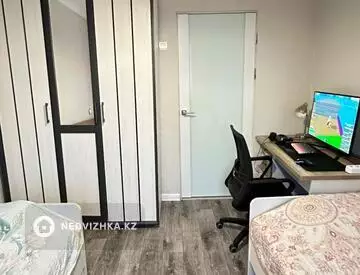 2-комнатная квартира, этаж 4 из 5, 54 м²