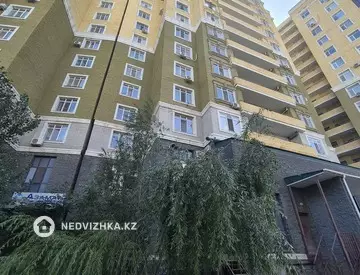 3-комнатная квартира, этаж 10 из 12, 105 м²