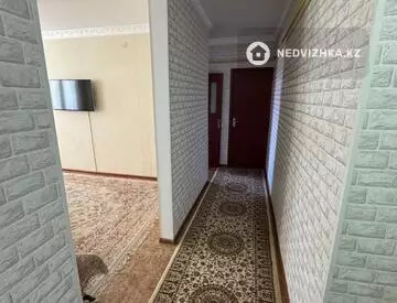 2-комнатная квартира, этаж 1 из 5, 55 м²