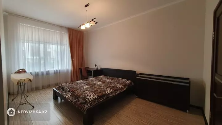 70.1 м², 2-комнатная квартира, этаж 3 из 7, 70 м², изображение - 1