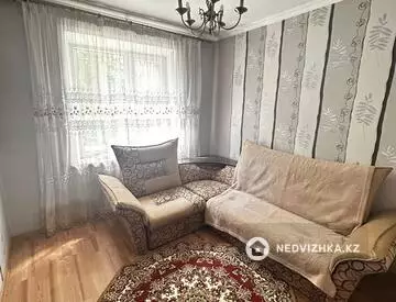 2-комнатная квартира, этаж 1 из 9, 50 м²