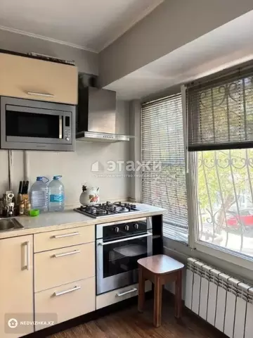 3-комнатная квартира, этаж 2 из 4, 63 м²