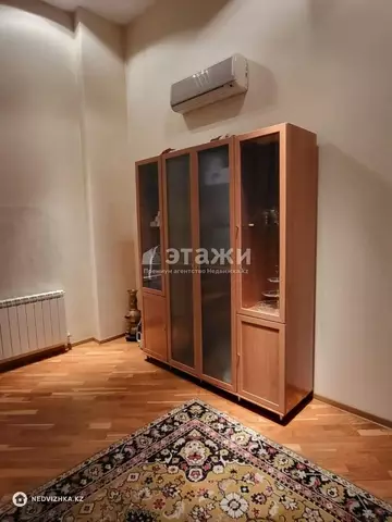 5-комнатная квартира, этаж 20 из 20, 503 м²