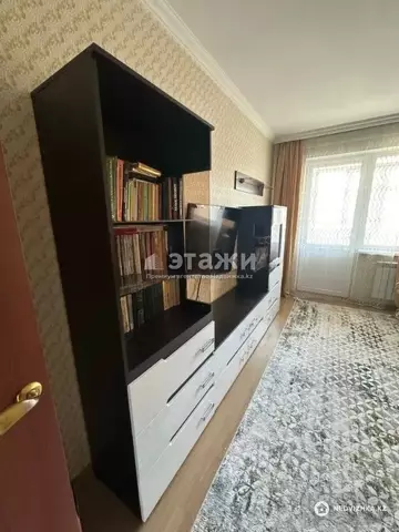 2-комнатная квартира, этаж 2 из 6, 55 м²
