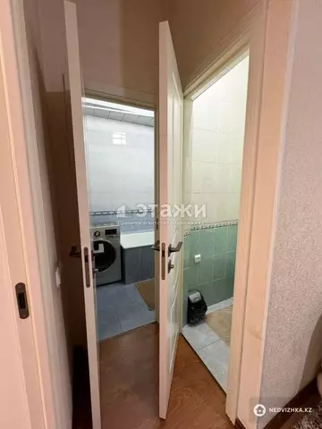 3-комнатная квартира, этаж 2 из 5, 74 м²