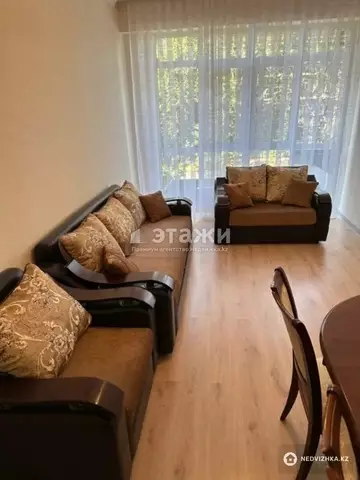 2-комнатная квартира, этаж 2 из 13, 65 м²