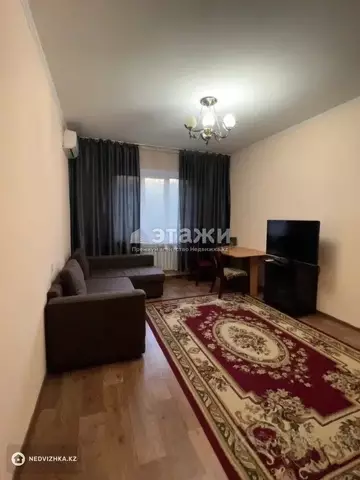 1-комнатная квартира, этаж 2 из 9, 42 м²