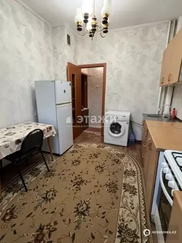 1-комнатная квартира, этаж 2 из 9, 42 м²