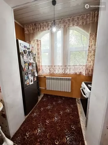 1-комнатная квартира, этаж 2 из 5, 37 м²