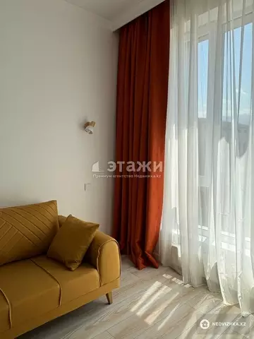 2-комнатная квартира, этаж 14 из 14, 45 м², на длительный срок