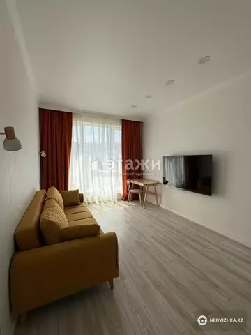2-комнатная квартира, этаж 14 из 14, 45 м², на длительный срок
