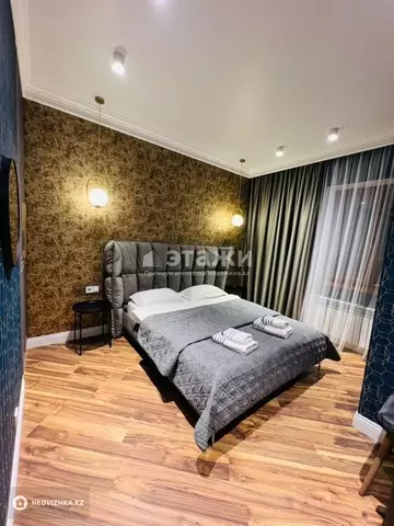 2-комнатная квартира, этаж 13 из 13, 65 м², на длительный срок