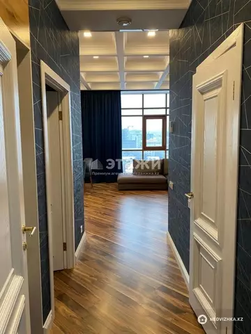 2-комнатная квартира, этаж 13 из 13, 65 м², на длительный срок