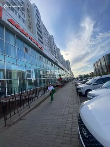 Офисное помещение, 12 этажей, 100 м²