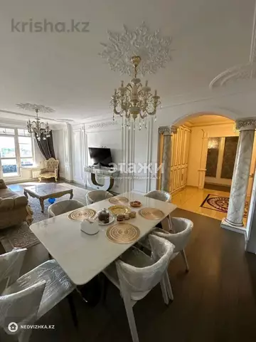 4-комнатная квартира, этаж 6 из 6, 130 м²