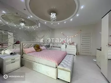 4-комнатная квартира, этаж 25 из 28, 162 м²