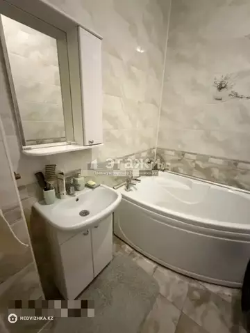 2-комнатная квартира, этаж 2 из 8, 61 м²