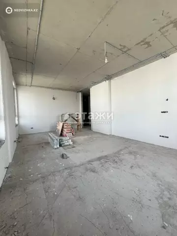 4-комнатная квартира, этаж 11 из 12, 182 м²