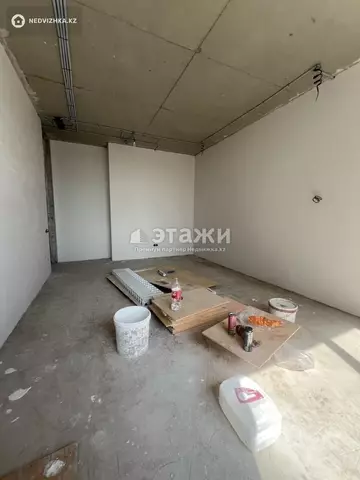 4-комнатная квартира, этаж 11 из 12, 182 м²