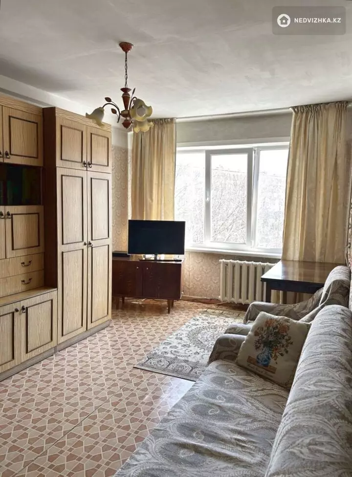 84.9 м², 4-комнатная квартира, этаж 4 из 5, 85 м², изображение - 1