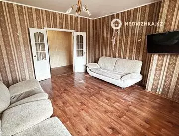 2-комнатная квартира, этаж 2 из 10, 60 м²