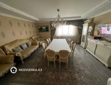 4-комнатная квартира, этаж 10 из 14, 170 м²