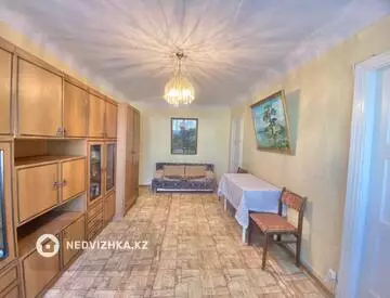 3-комнатная квартира, этаж 2 из 4, 55 м²