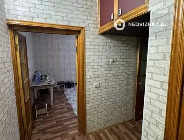 1-комнатная квартира, этаж 4 из 5, 36 м²