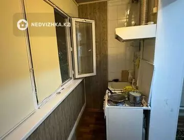 1-комнатная квартира, этаж 4 из 5, 36 м²