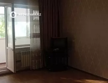 2-комнатная квартира, этаж 2 из 5, 52 м²