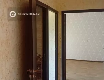 2-комнатная квартира, этаж 2 из 5, 52 м²