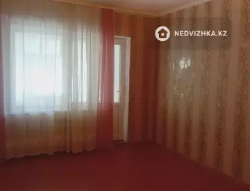2-комнатная квартира, этаж 1 из 5, 52 м²