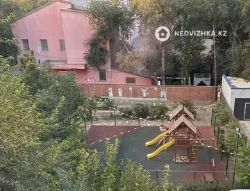 4-комнатная квартира, этаж 4 из 5, 108 м²