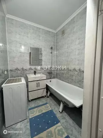 1-комнатная квартира, этаж 3 из 5, 64 м²