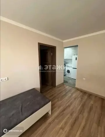 2-комнатная квартира, этаж 3 из 4, 40 м²