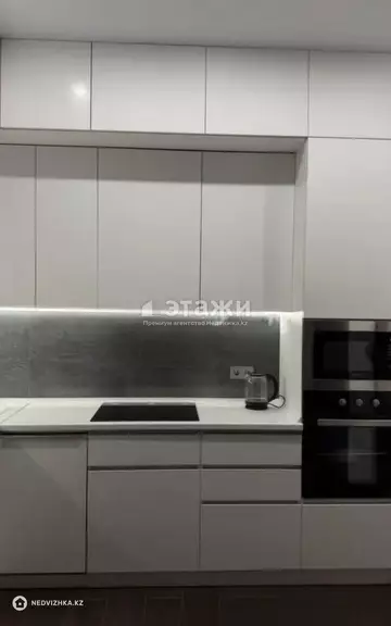2-комнатная квартира, этаж 8 из 10, 54 м²