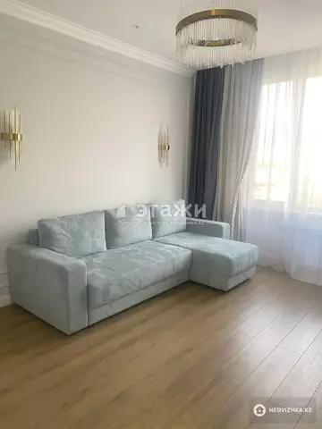 1-комнатная квартира, этаж 9 из 12, 50 м², на длительный срок