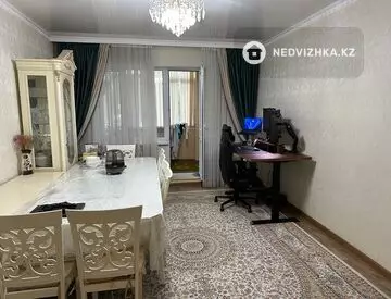 4-комнатная квартира, этаж 3 из 9, 90 м²
