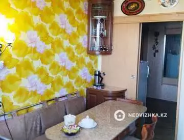 3-комнатная квартира, этаж 6 из 6, 67 м²