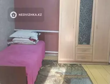 5-комнатный дом, 11 соток, 140 м², на длительный срок