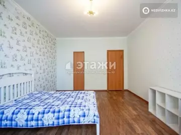 4-комнатная квартира, этаж 7 из 16, 160 м²