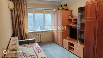 2-комнатная квартира, этаж 4 из 5, 50 м²