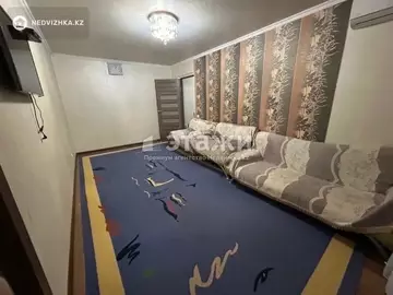 2-комнатная квартира, этаж 2 из 5, 42 м²