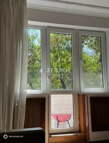 2-комнатная квартира, этаж 4 из 4, 45 м²