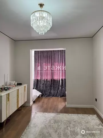3-комнатная квартира, этаж 2 из 15, 100 м²