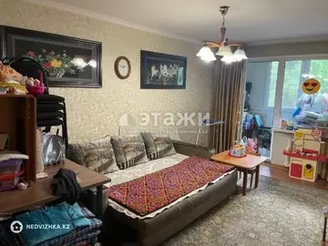 2-комнатная квартира, этаж 4 из 5, 44 м²