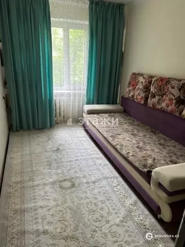 2-комнатная квартира, этаж 3 из 5, 43 м²