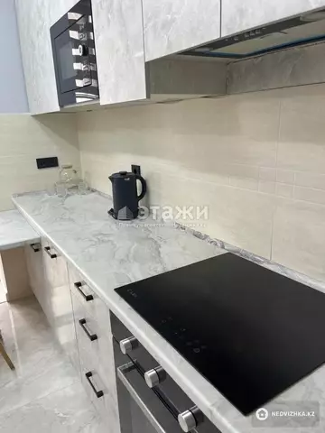 1-комнатная квартира, этаж 4 из 13, 39 м²