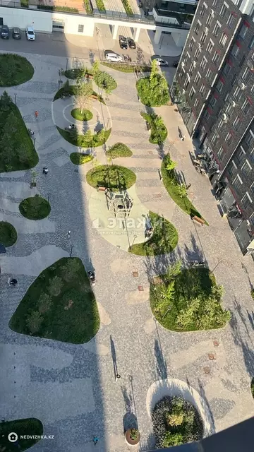 4-комнатная квартира, этаж 14 из 17, 119 м²