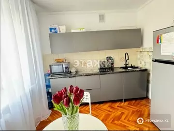 2-комнатная квартира, этаж 4 из 10, 59 м²